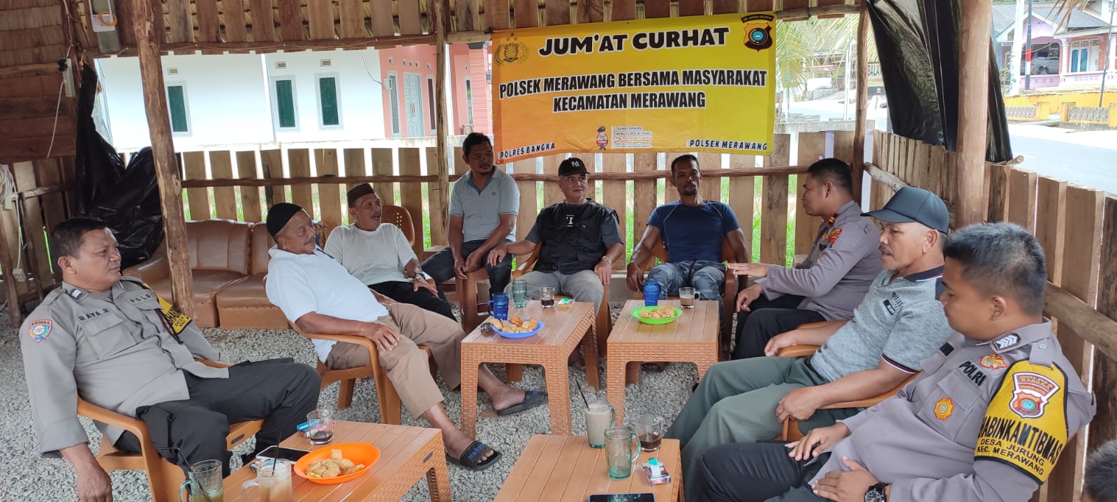 Jum'at Curhat PS. Kapolsek Merawang dilakukan di Desa Jurung Kecamatan Merawang