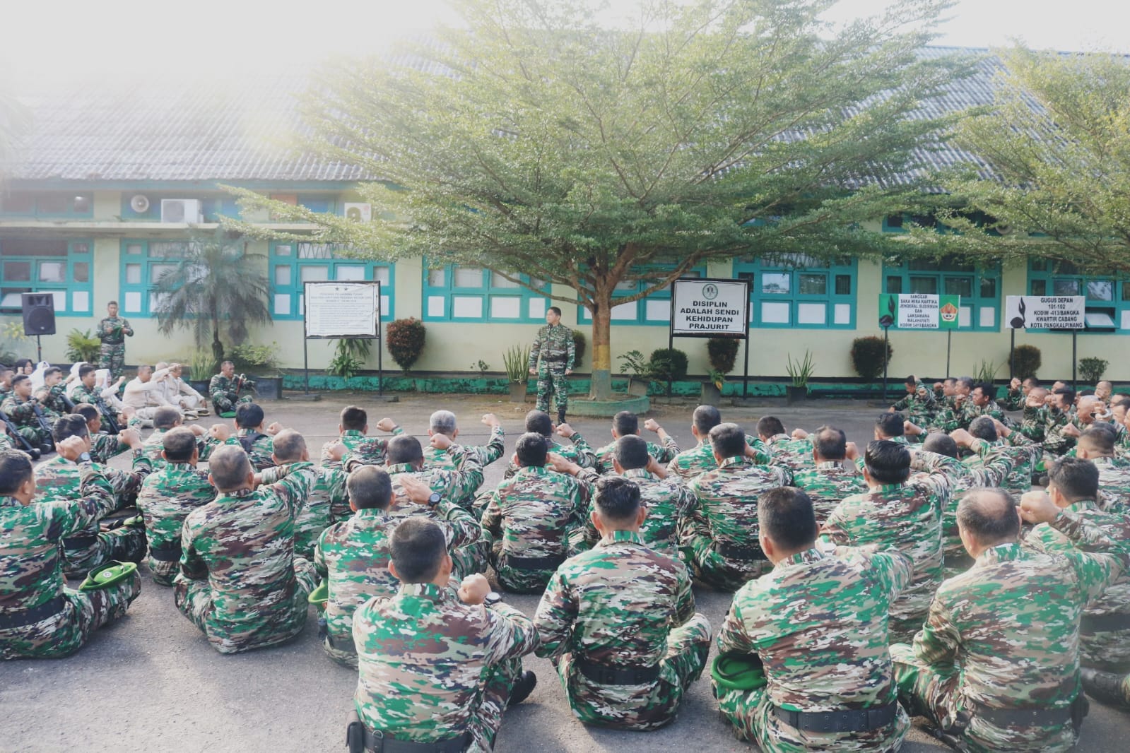 Dandim 0413/Bangka Memberi Jam Komandan Kepada Seluruh Personel Kodim 0413/Bangka 