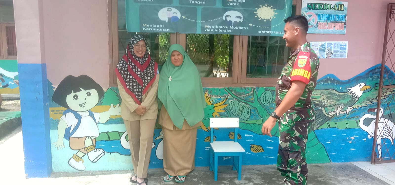 Komsos di TK Pembina Kelurahan Sungai Baru, Babinsa di Sambut Hangat Pihak Sekolah