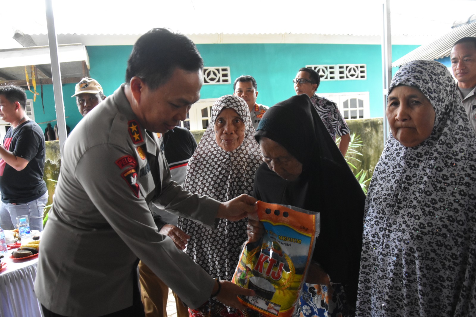 Polres Bangka dan Polsek Mendo Barat Lakukan Kegiatan Jum'at Curhat