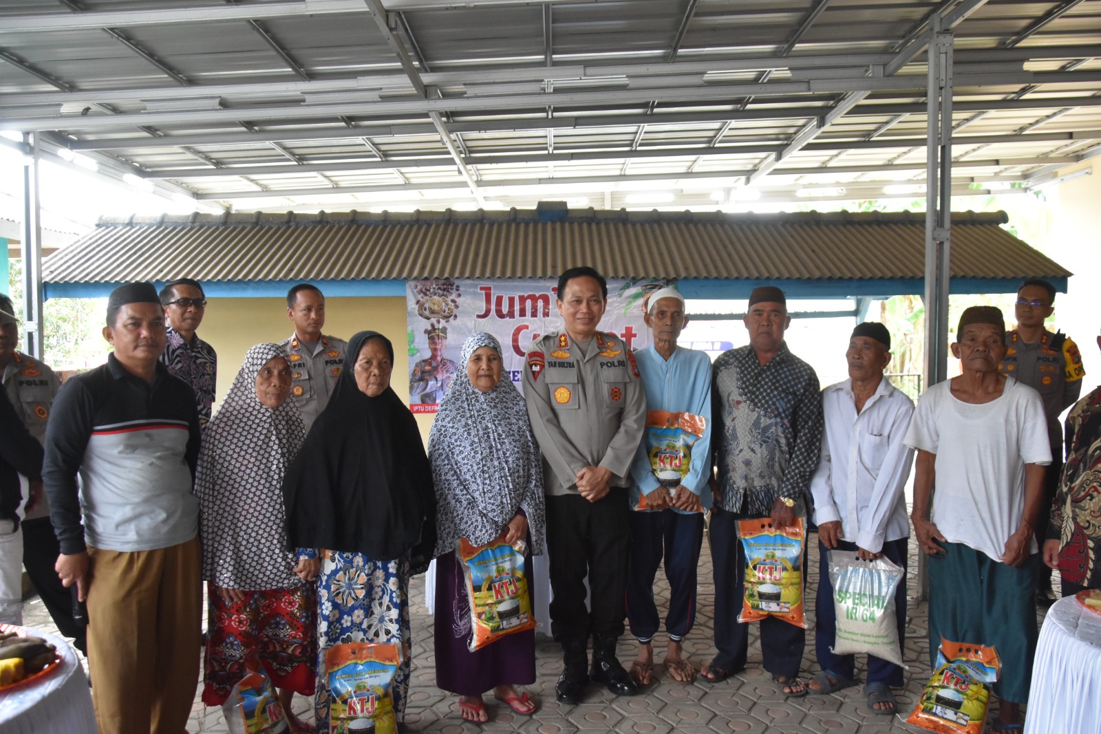 Polres Bangka dan Polsek Mendo Barat Lakukan Kegiatan Jum'at Curhat