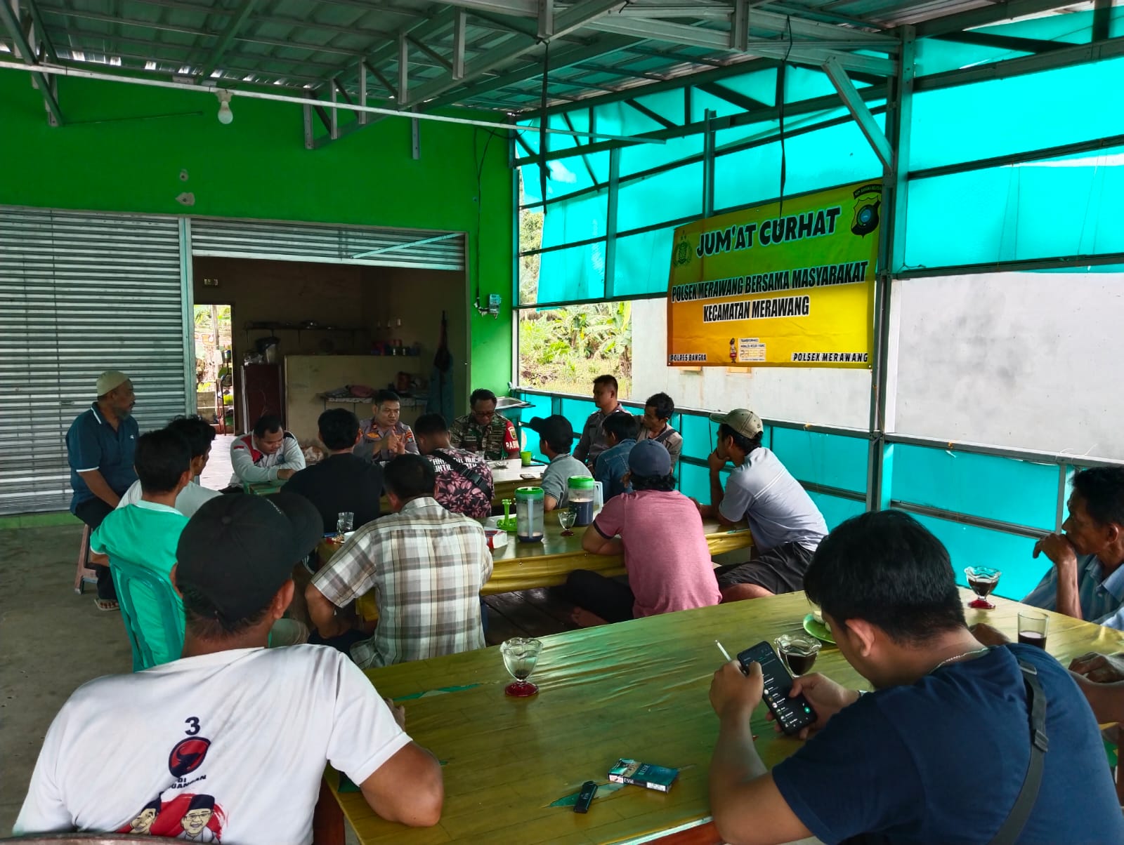 Ps. Kapolsek Merawang Laksanakan Jum'at Curhat di Desa Kimak