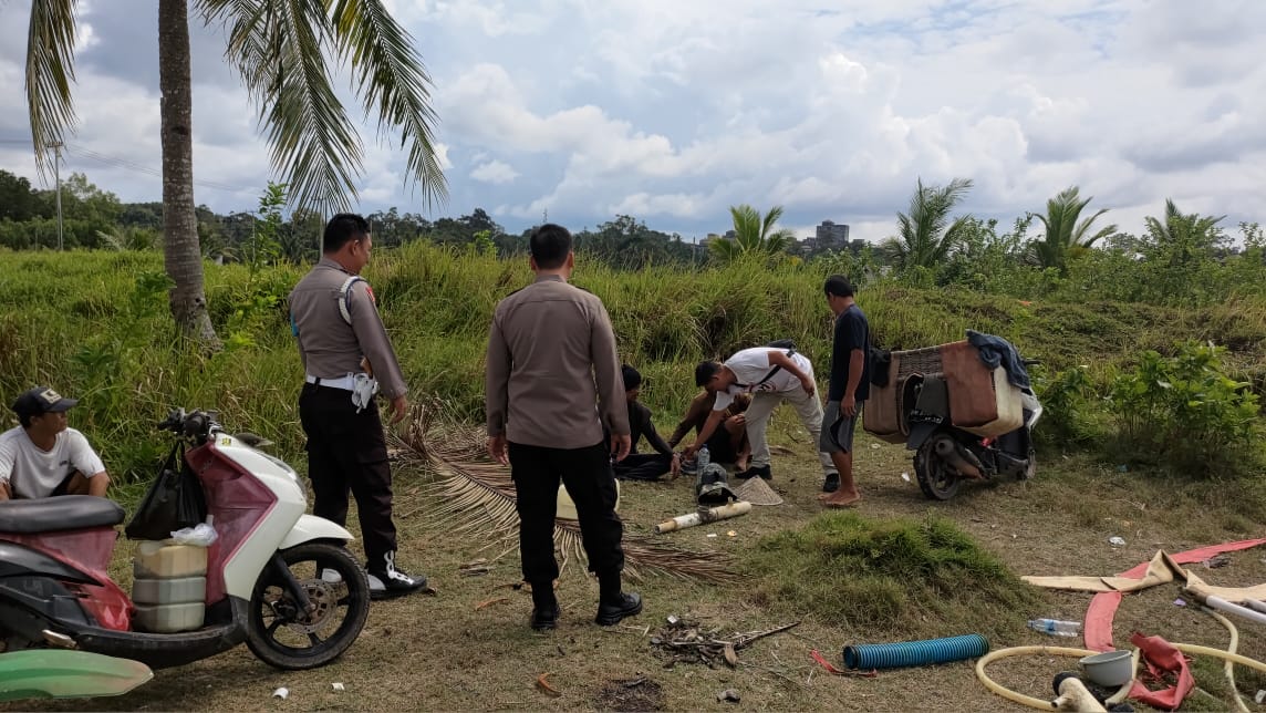 Polsek Tempilang Polres Bangka Barat Himbau Aktifitas Penambangan di (DAS) Desa Benteng Kota