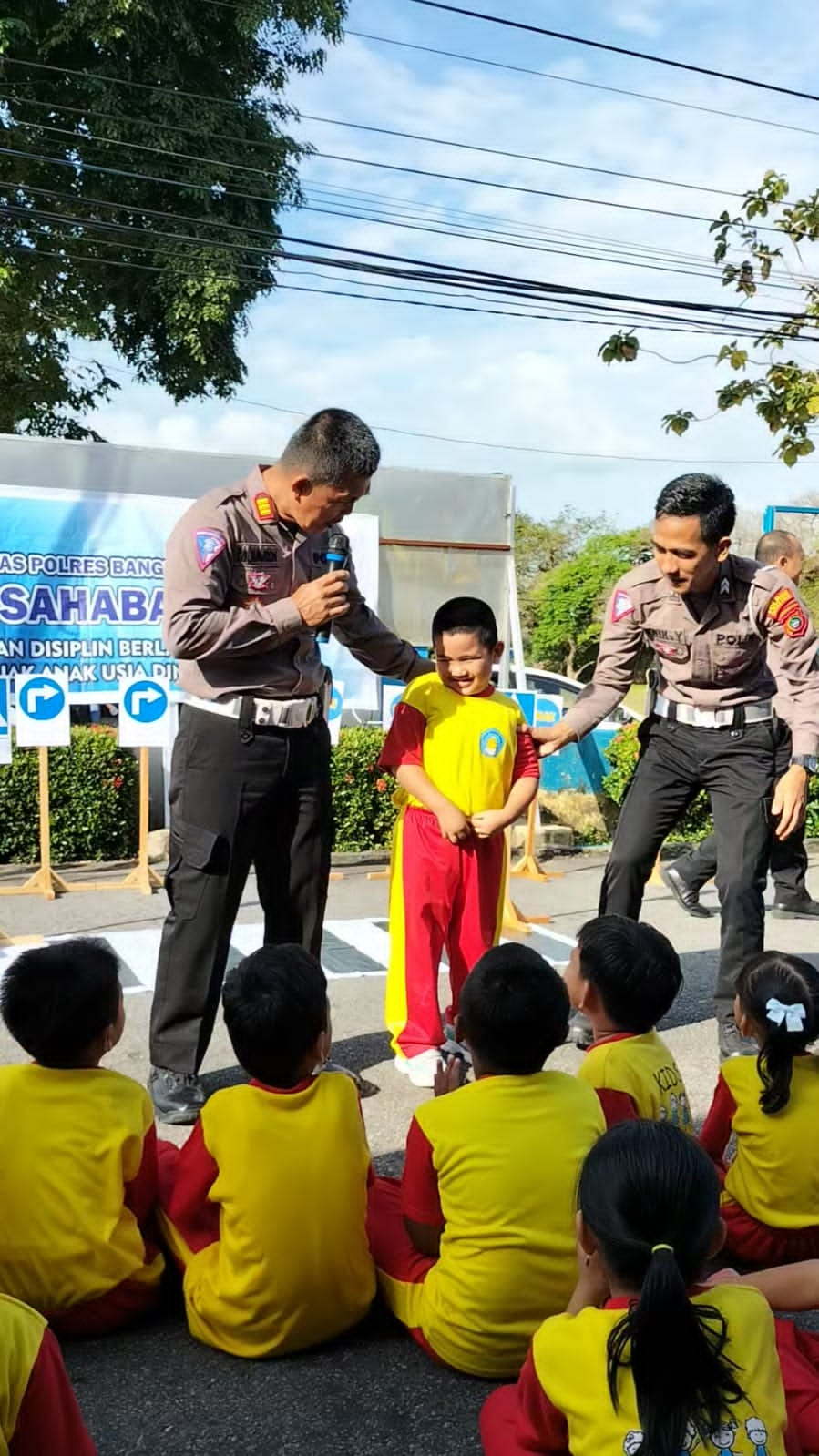 Tertib Lalu Lintas Sejak Dini, Satlantas Polres Bangka Barat Gelar Polsanak di TK Karya Muntok Kecamatan Mentok