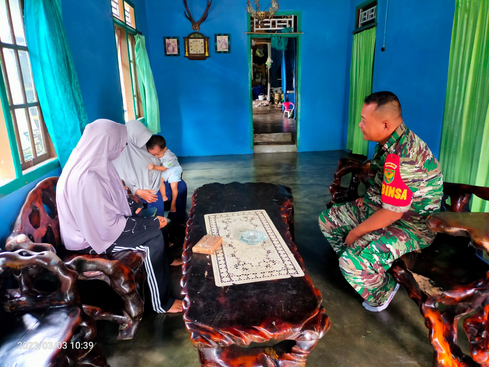 Babinsa Koramil 431-03/Kelapa,Terus Laksanakan Komsos Untuk Ciptakan Keakraban Dengan Warga Binaan