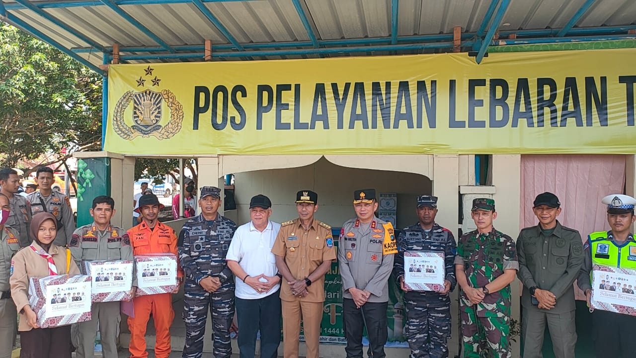 Mudik Lebaran Kapolda Kepulauan Babel di dampingi Kapolres Bangka Barat Bersama Forkopimda Cek Pelabuhan Tanjung Kalian