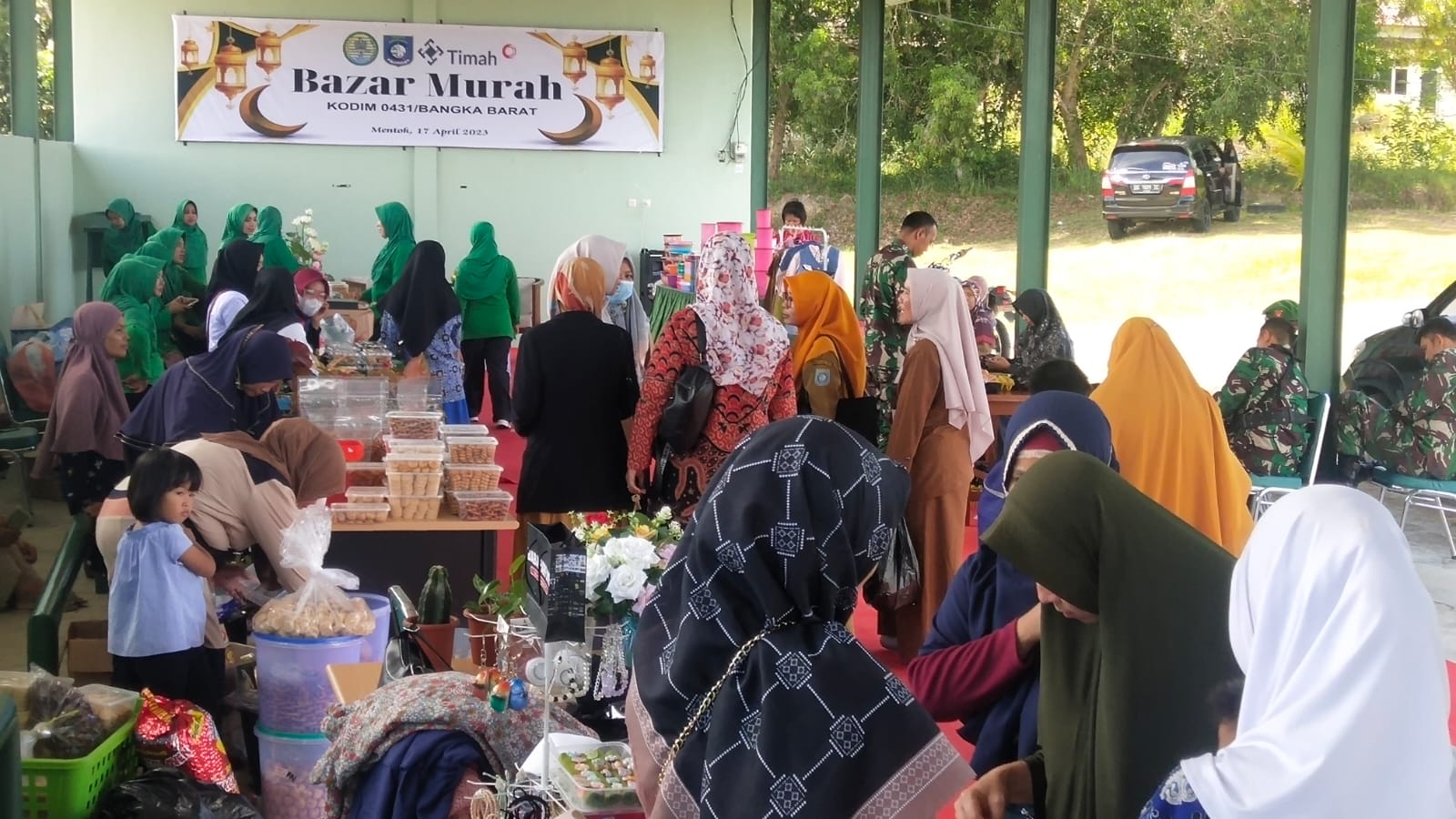 Gelar Bazar Murah Di Makodim, Dandim 0431/Babar : Semoga Bisa Menjangkau Seluruh Lapisan Masyrakat Menengah Kebawah Dan Menekan Inflasi