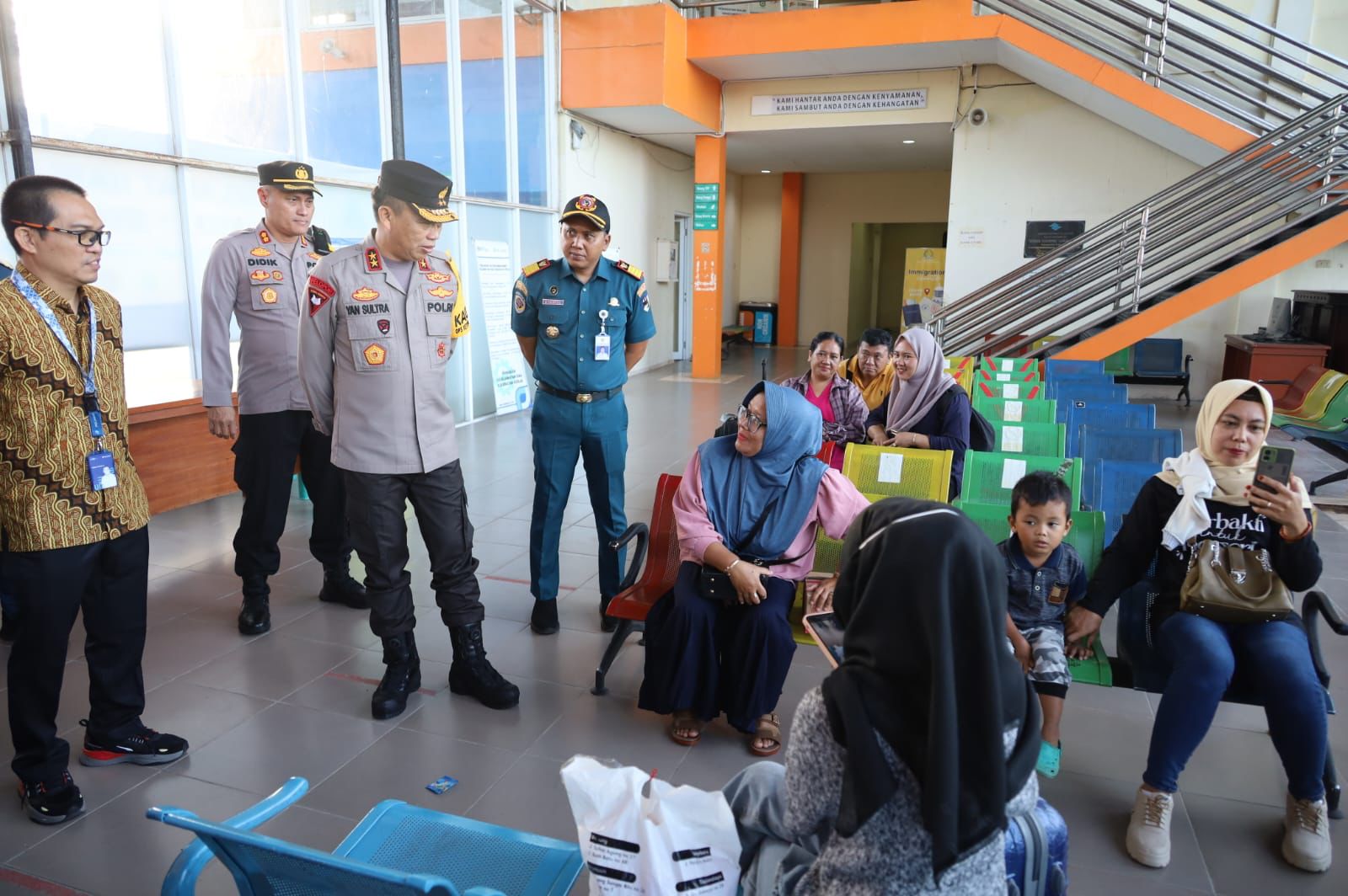 Pantau Arus Balik, Kapolda Babel Cek Pelabuhan Tanjung Pandan Belitung