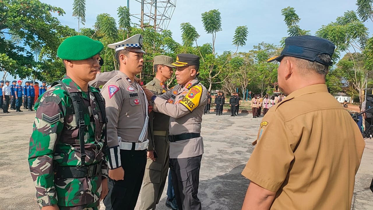 Kapolres Bangka Barat Apel Gelar Pasukan Operasi Ketupat Menumbing 2023