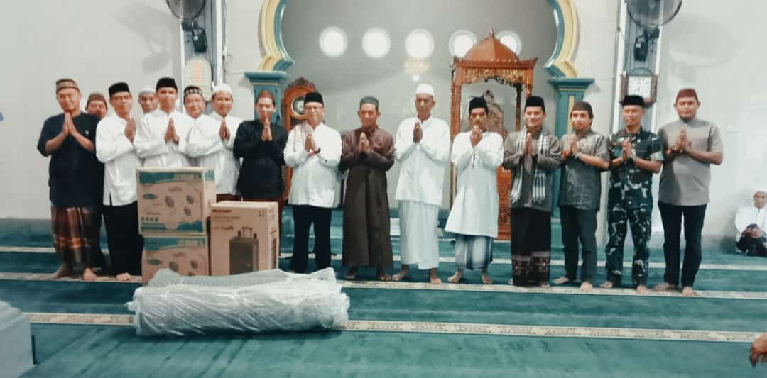 Danramil 413-03/Merawang Hadiri Safari Ramadhan di Desa Pagarawan