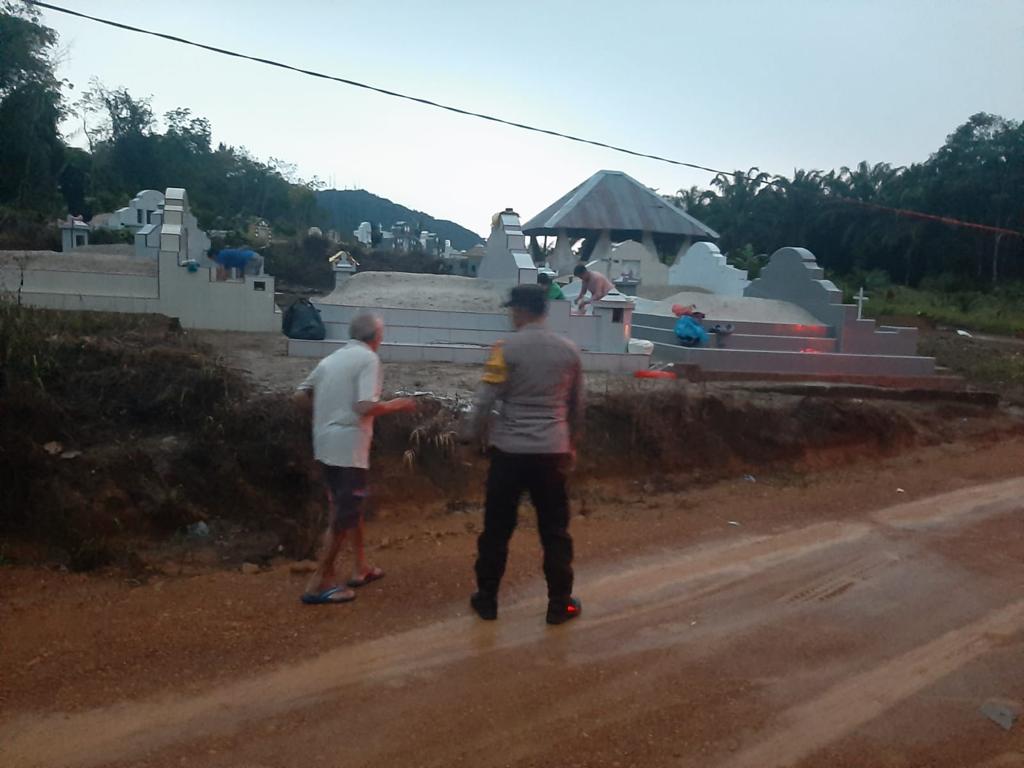 Polres Bangka Tengah Amankan Kegiatan Sembahyang Kubur Chengbeng di Desa Terak