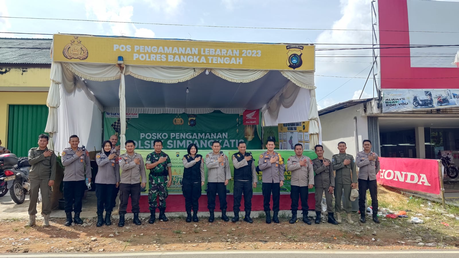 Bag Psikologi Biro SDM Polda Babel Lakukan Dupervisi ke Pos Pengamanan Ketupat Polsek Simpang Katis