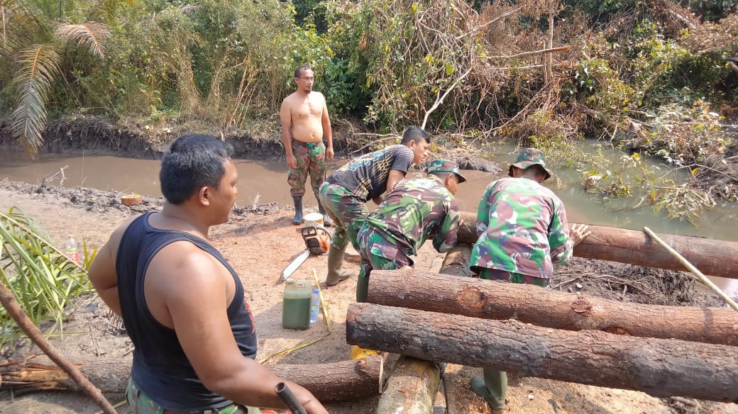 Hari Ini Pembuatan 1 Jembatan Oleh Personil TMMD Babar Mencapai 35%