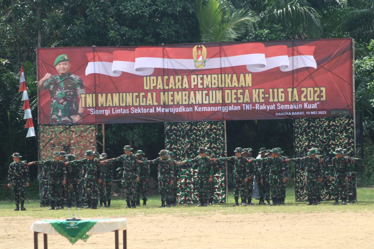 Kodim 0431/Bangka Barat Laksanakan Upacara Manunggal Desa ke 116 Tahun 2023