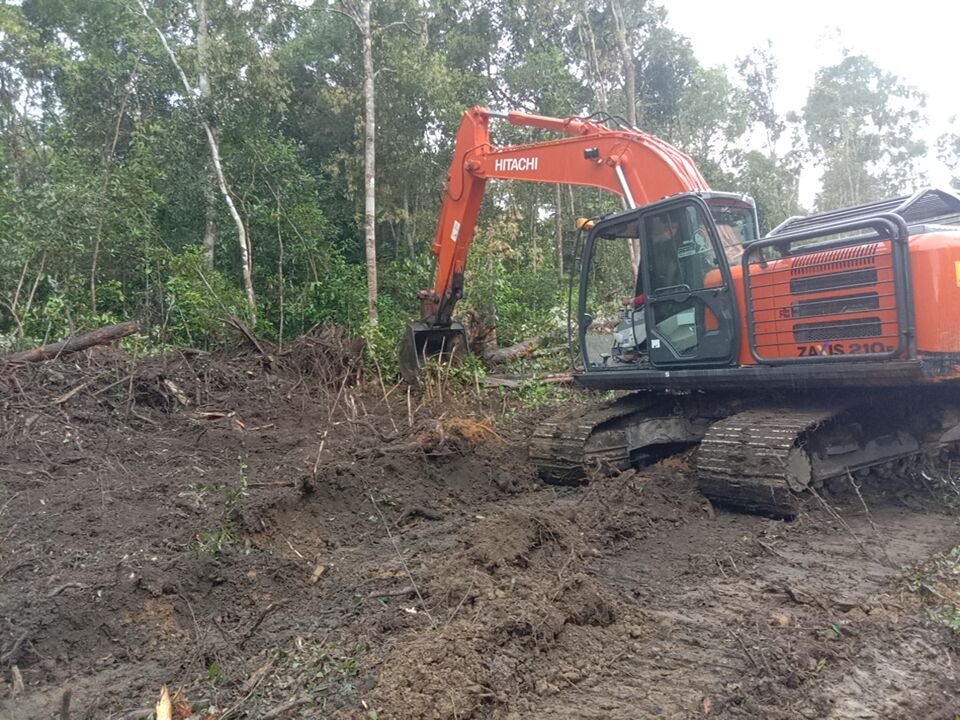 Satgas TMMD Ke 116 Tahun 2023 Kodim 0431/Babar Buka Jalan Dari Deasa Air Bulin Menuju Desa Tebing