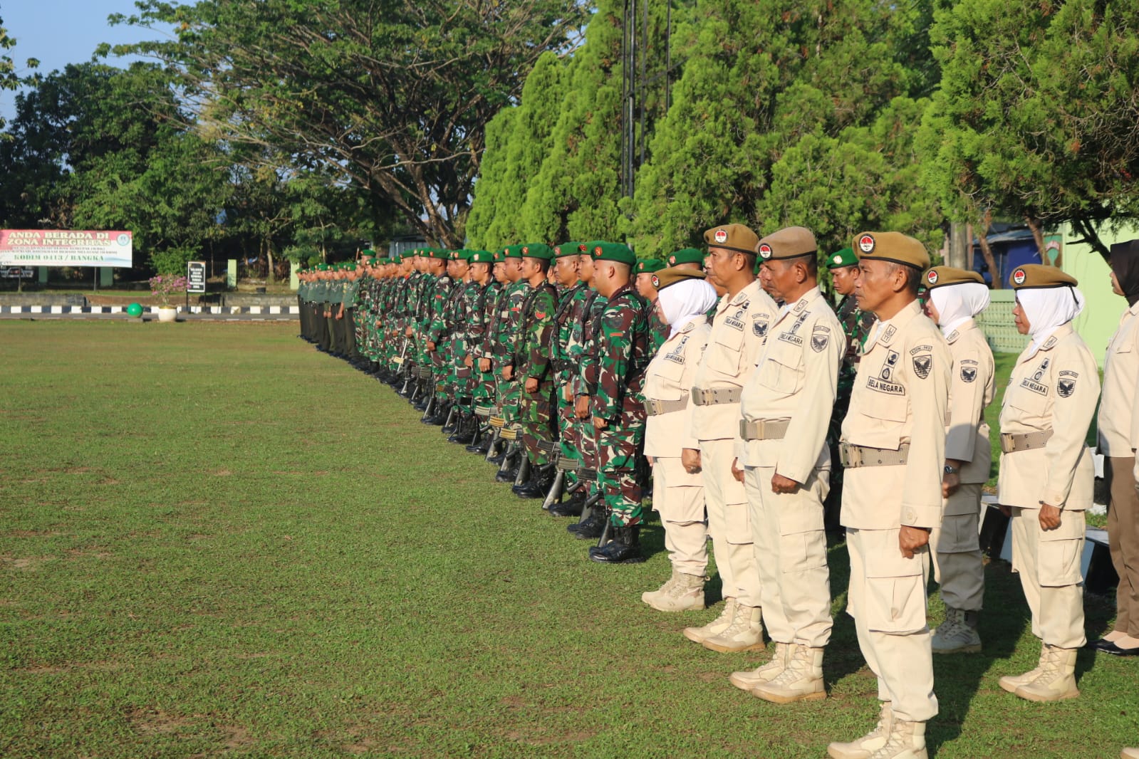 Upacara Bendera Merah Putih tanggal 17 Mei 2023 di Makodim 0413/Bangka Diikuti Oleh Seluruh Personel TNI, PNS dan Honorer