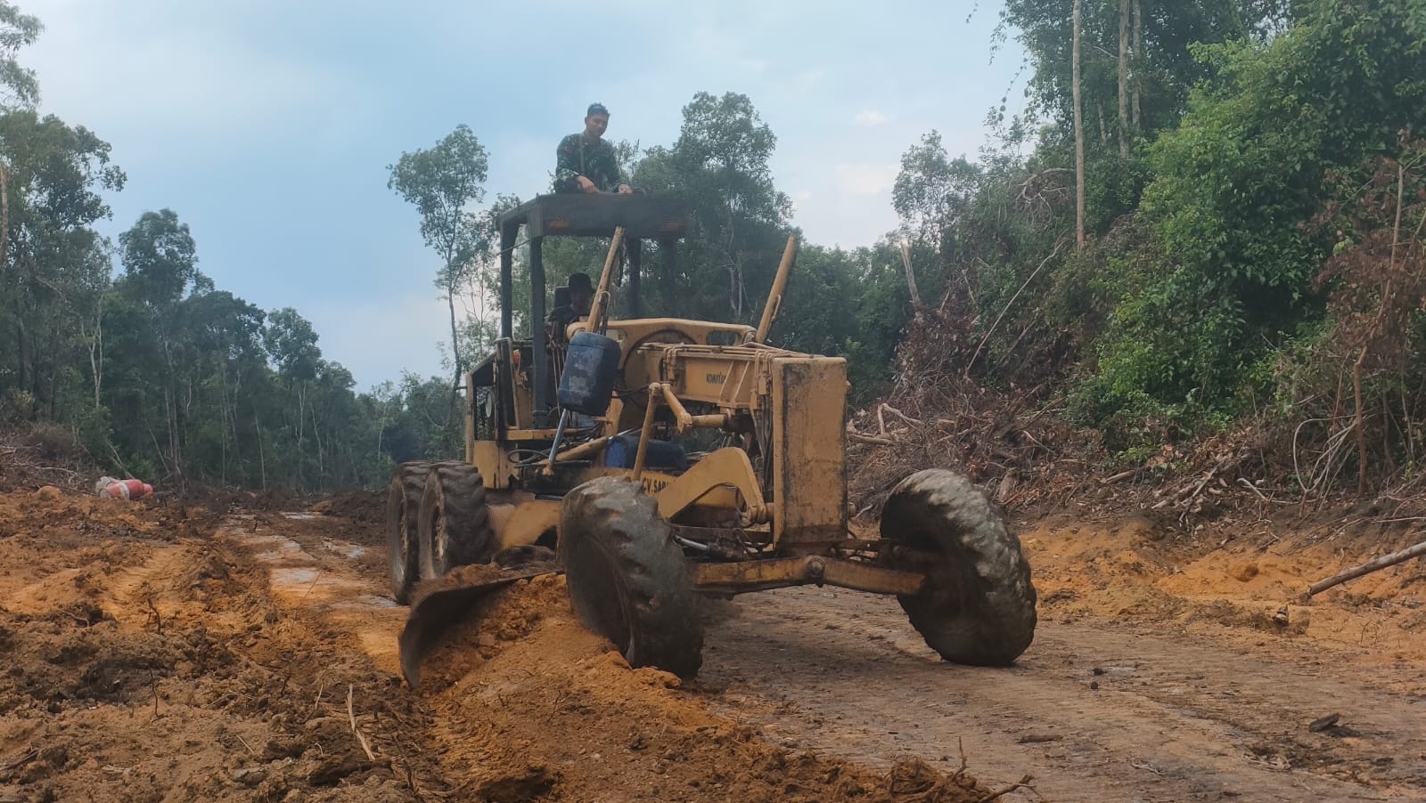 Alternatif Bagi Warga, Pembukaan Jalan di Wilayah TMMD Sudah Mencapai 62%