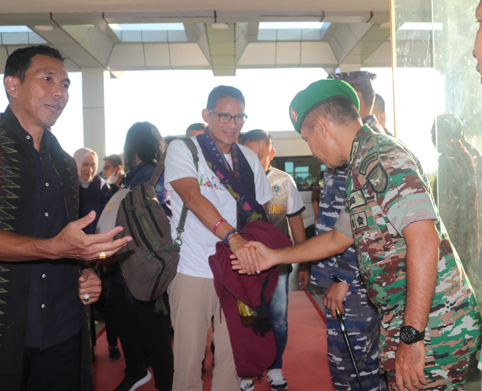 Kasrem 045/Gaya Sambut Kedatangan Menparekraf RI di VIP Bandara Depati Amir Pangkalpinang