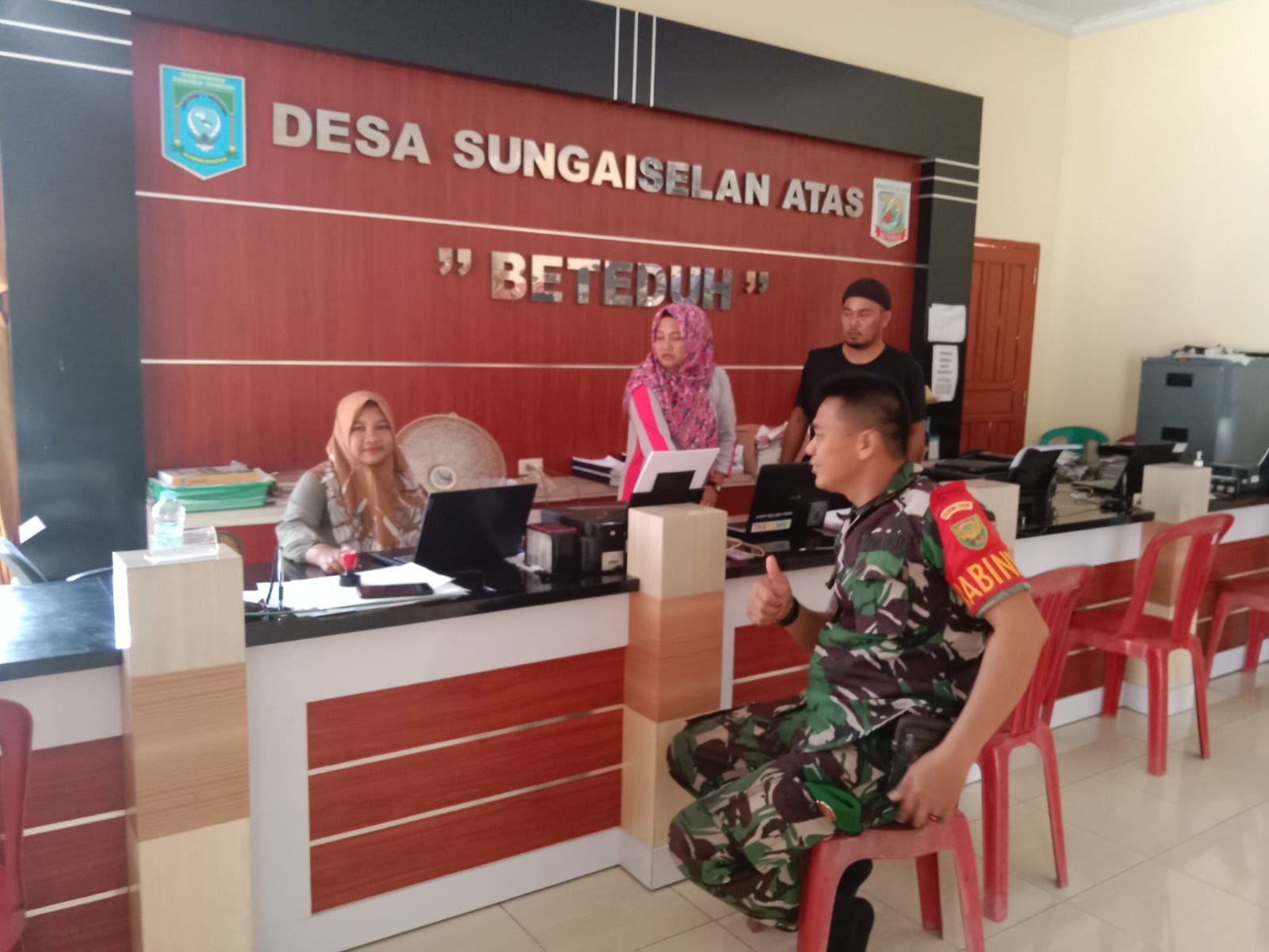 Melalui Komsos Babinsa Koramil 413-08/Sungai Selan Pererat Silaturahmi