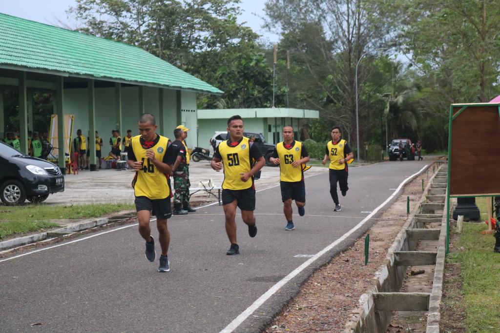 Prajurit Yonif 147/Ksatria Garuda Jaya Laksanakan Tes Kesamaptaan Jasmani