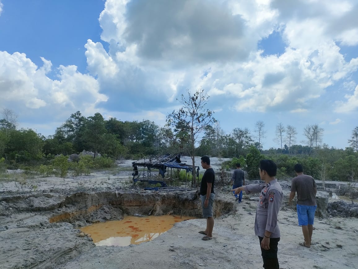 Kegiatan Pengecekan Aktivitas Pertambangan di Air Rebang Desa Teluk Limau Kecamatan Parit Tiga