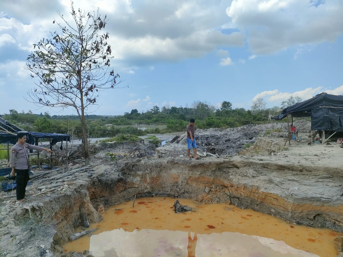 Kegiatan Pengecekan Aktivitas Pertambangan di Air Rebang Desa Teluk Limau Kecamatan Parit Tiga