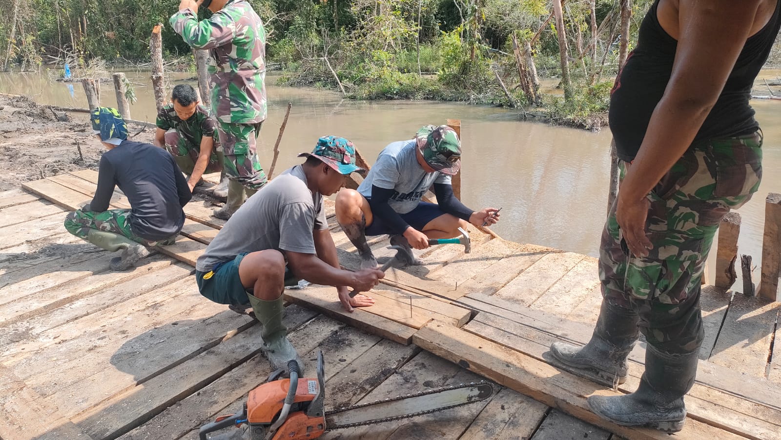 Jembatan ke 2 Memiliki Panjang Jembatan 12 Meter dan Lebar 4 Meter