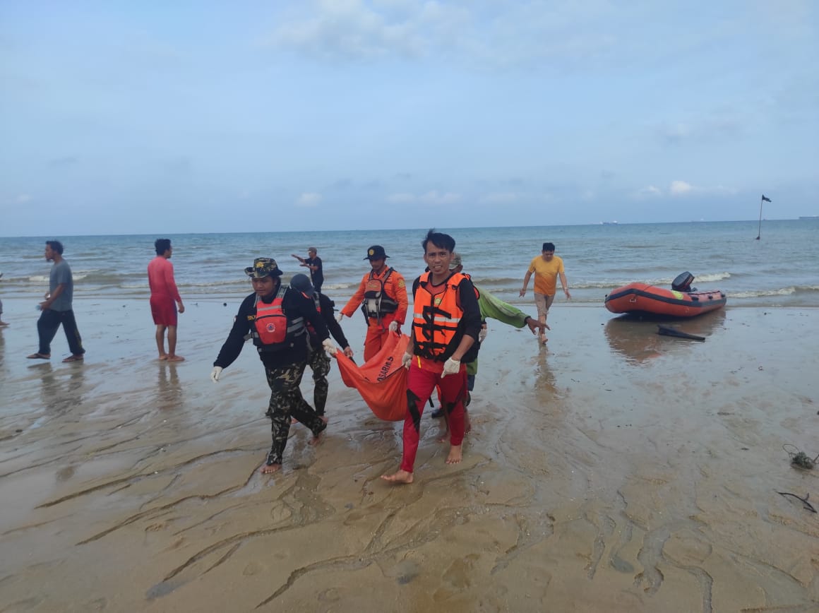 Tim Gabungan Berhasil Menemukan Bocah yang Tenggelam di Perairan Tanjung Kalian