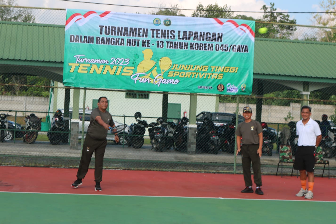 Peringati HUT Ke-13, Korem 045/ Gaya Adakan Turnamen Tenis Lapangan