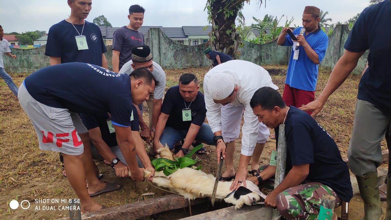 Begini Kepala Lapas Narkotika Pangkalpinang Beserta Pegawai Ungkap Rasa Syukurnya Melaksanakan Kurban!