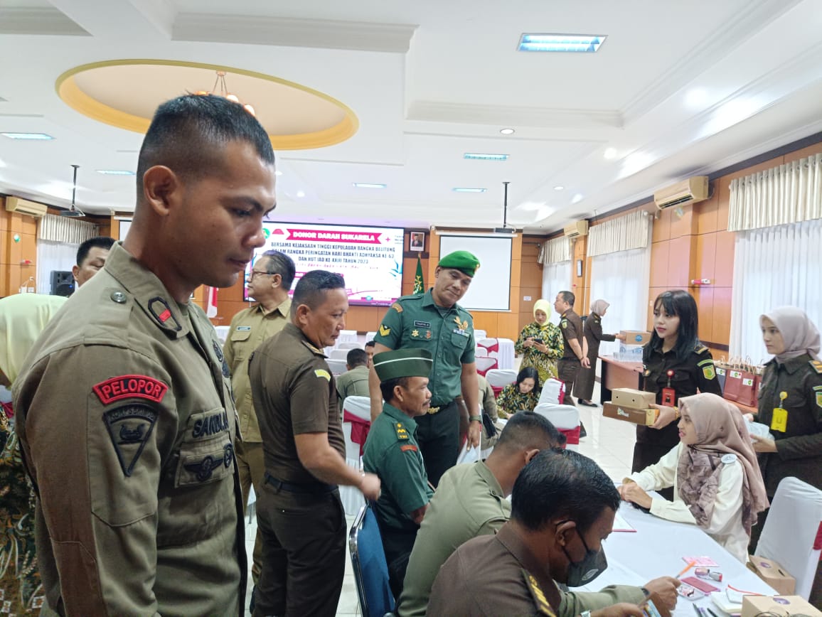 Dalam Rangka Hari Bhakti Adhyaksa Kejaksaan, Anggota Koramil Bukit Intan Donorkan Darah