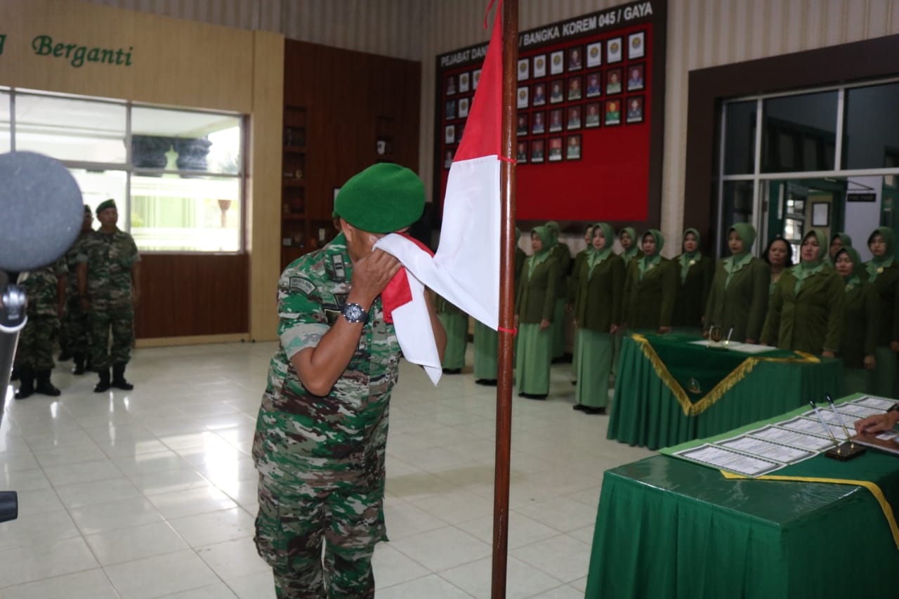 Tradisi Penerimaan dan Pelepasan Perwira Kodim 0413/Bangka Serta Memasuki Masa Pensiun