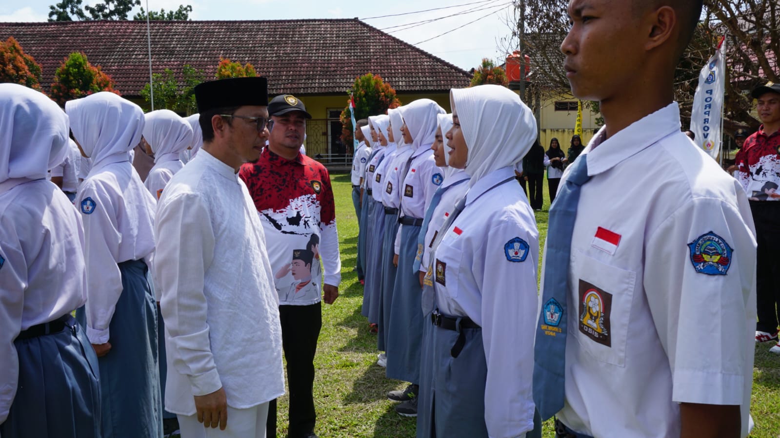 Babinsa Koba Latih Paskibraka dan Lepas Paskibraka Bateng Tingkat Provinsi Tahun 2023