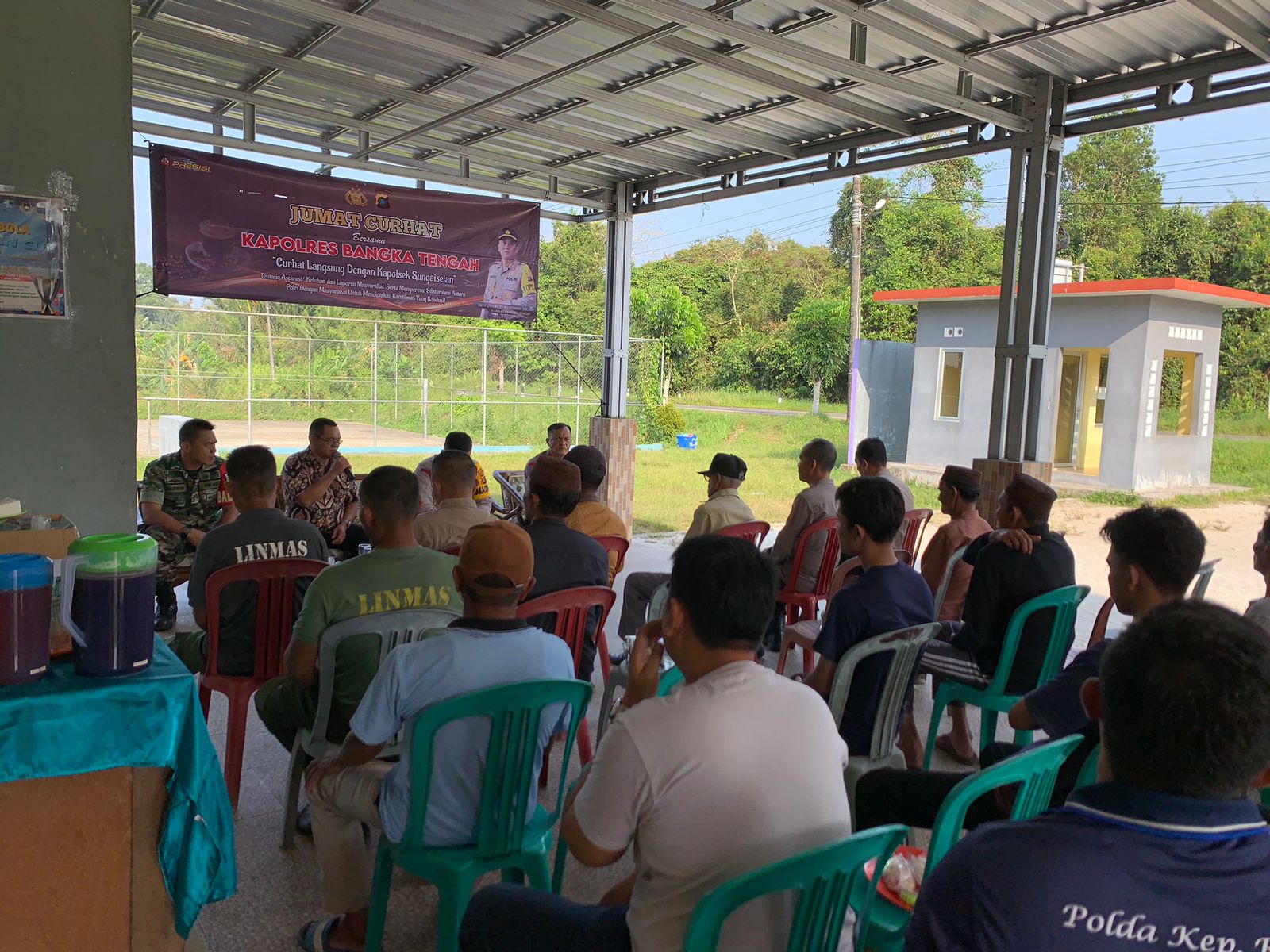 Jumat Curhat, Babinsa Sungai Selan Bersama Forkopimcam dan Wakapolres Dengar Keluhan Masyarakat