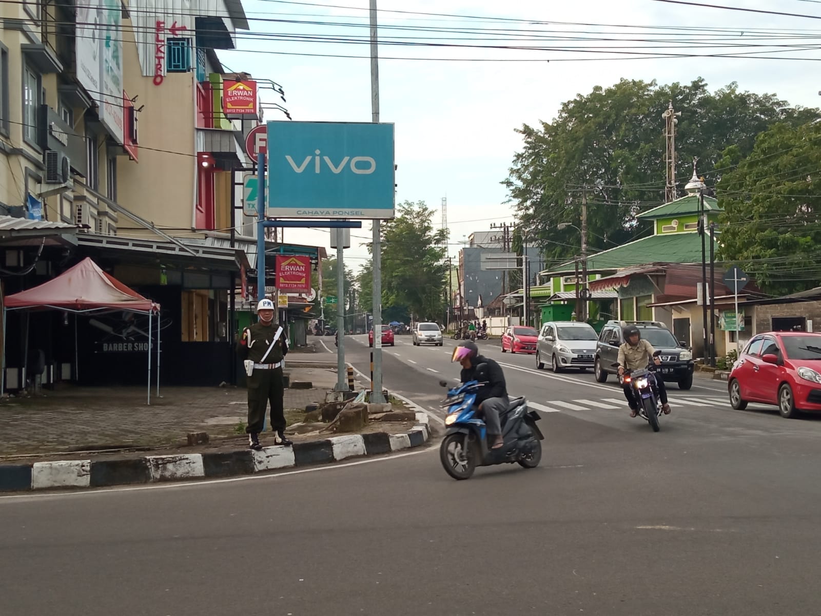 Personel Subdenpom Bangka Turun Kejalan, Cegah Pelanggaran Lalu Lintas