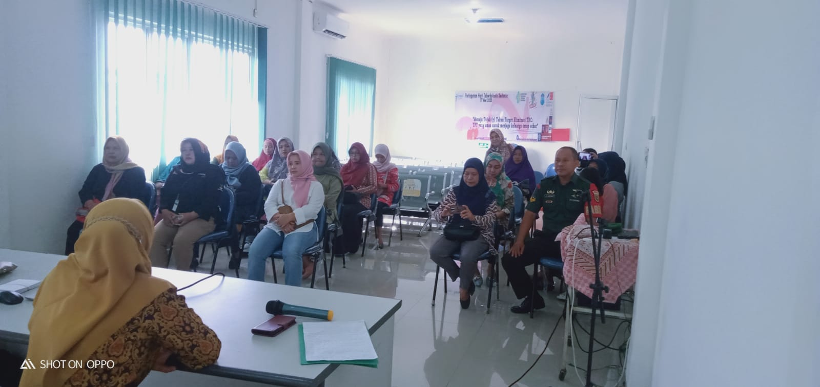 Peduli Gizi dan Cegah Stunting Babinsa Tamansari Hadiri Program Gizi Serta Pencegahan Stunting