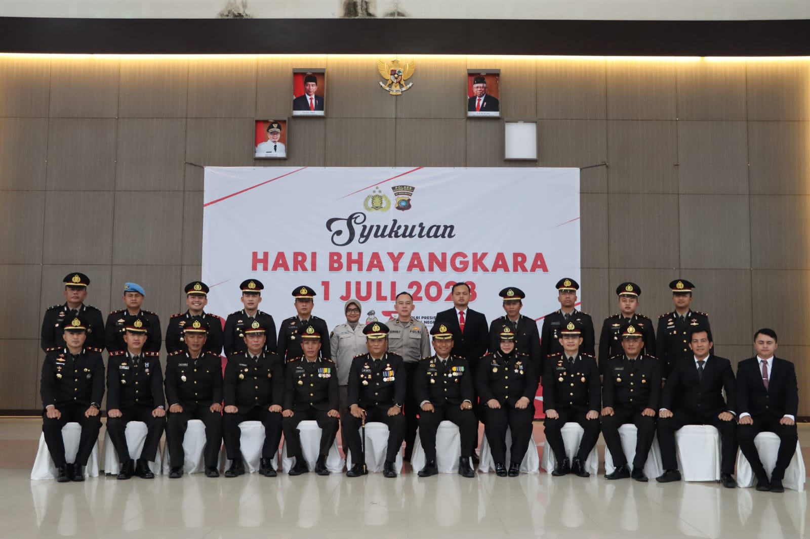 Puncak Hari Bhayangkara ke 77 Polres Bangka Tengah Gelar Upacara Tadisi dan Syukuran