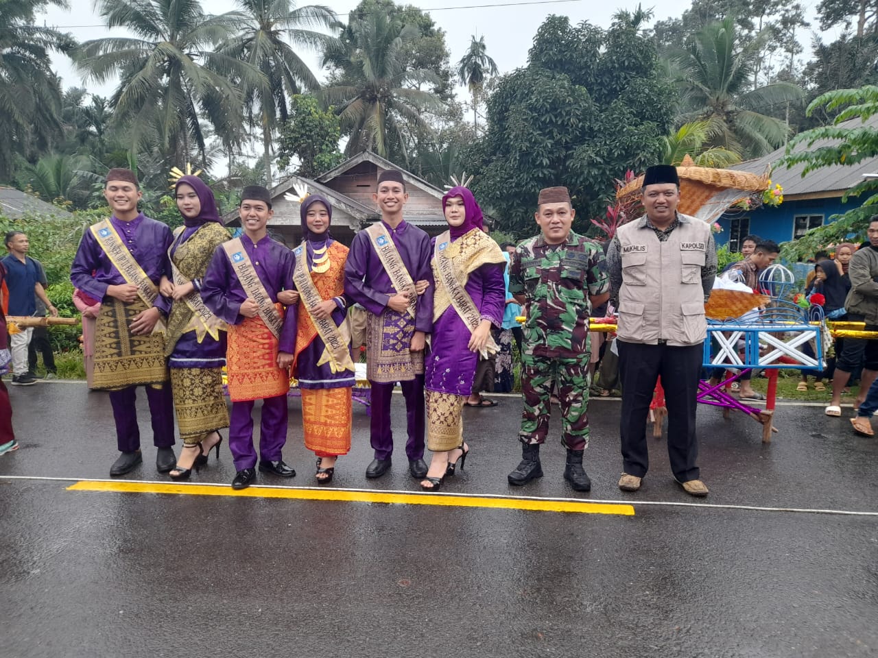 Danramil 431-03/Kelapa Hadiri Acara Pesta Adat Desa Terentang Tahun 2023