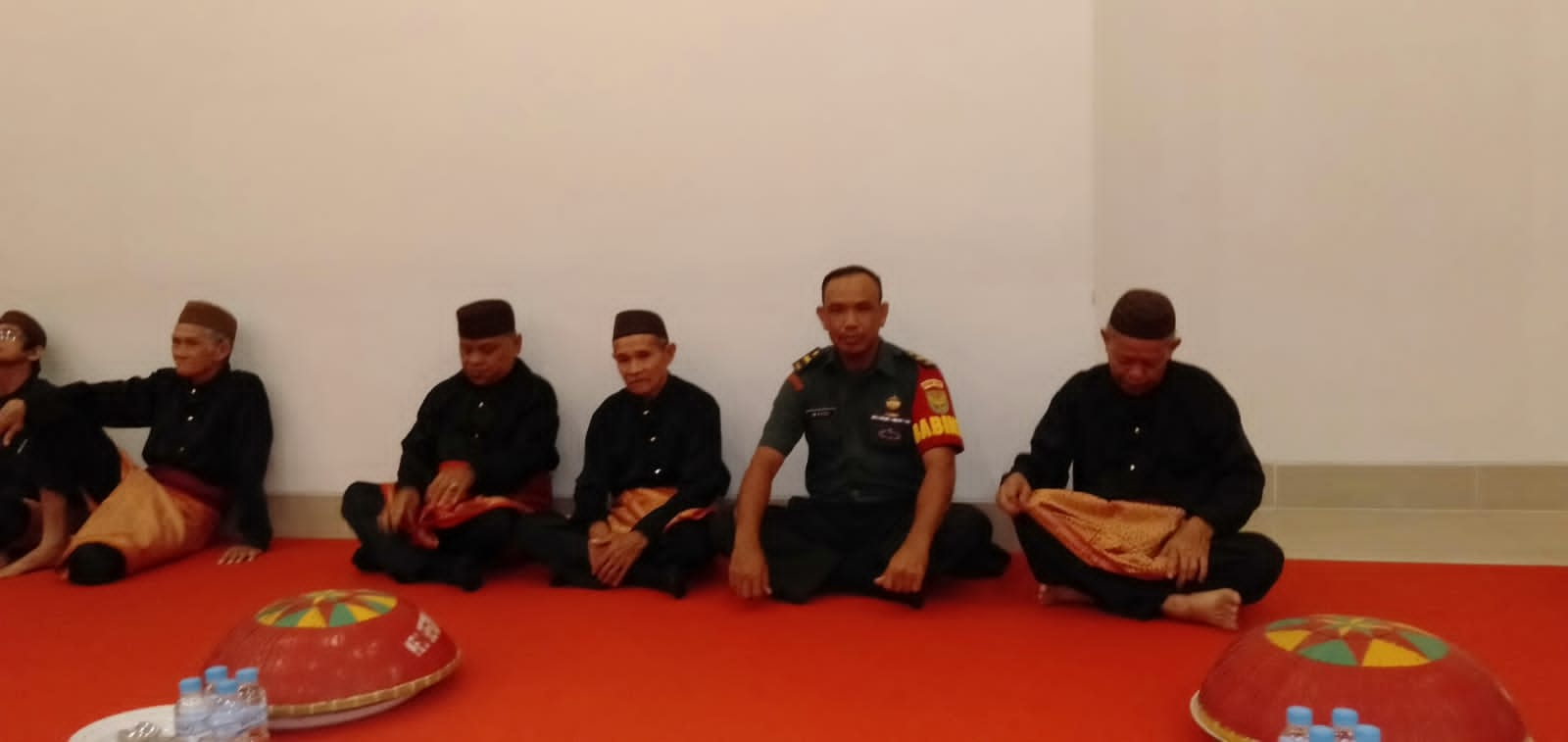 Babinsa Koramil Bukit Intan Hadiri Kegiatan Perlindungan Pengembangan Pemanfaatan Objek Pemajuan Lembaga Adat