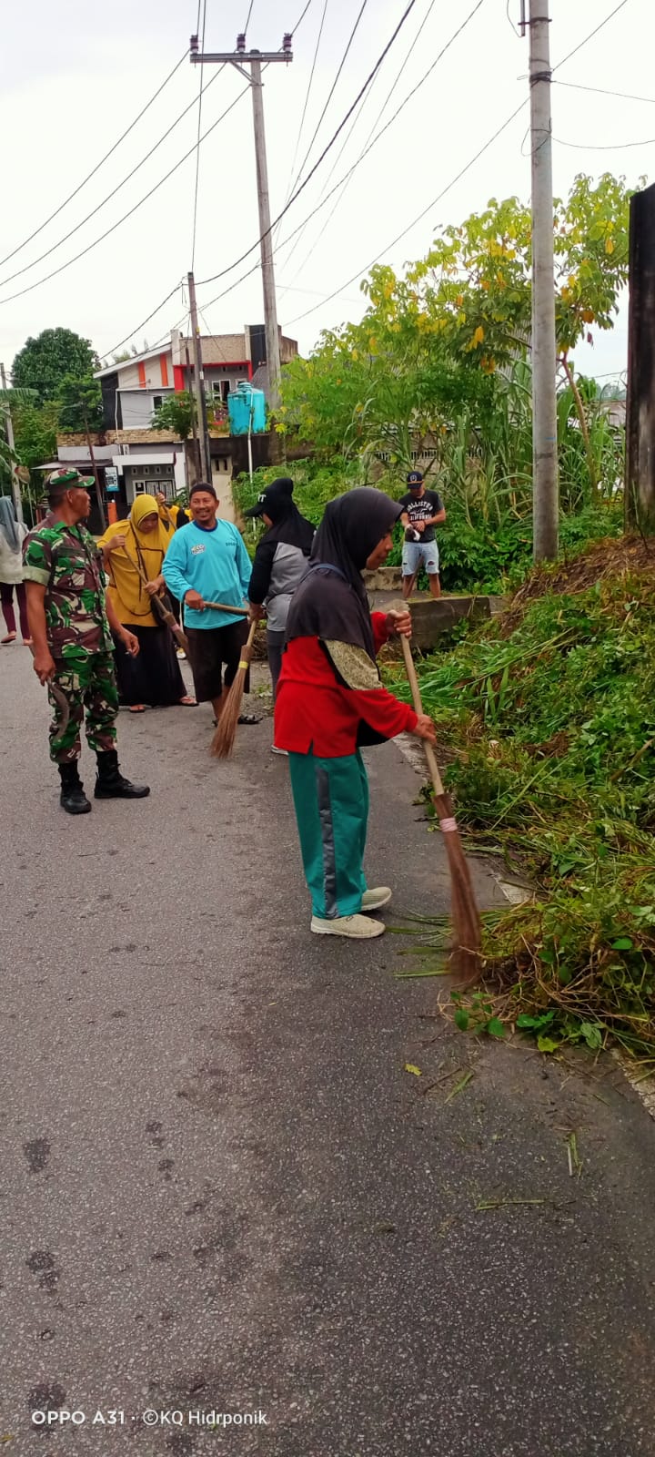 Babinsa Mengajak Masyarakat Peduli Lingkungan