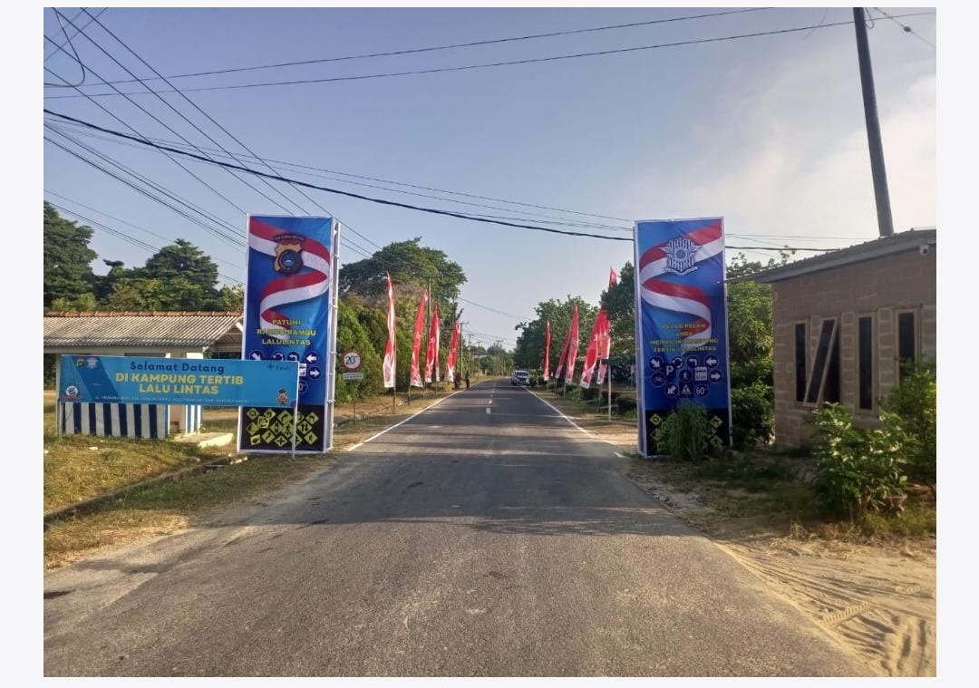 PT Timah Bersama Polres Bangka Barat Melakukan Perbaikan Sarana