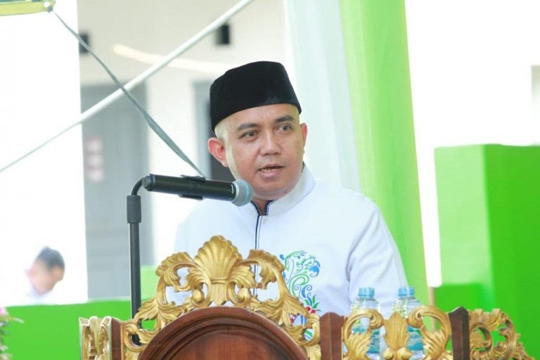 Molen Ajak Jamaah Masjid Al-Hikmah Senantiasa Meningkatkan Iman Dan Taqwa Serta Menjalankan Sunah Rasulullah Saw