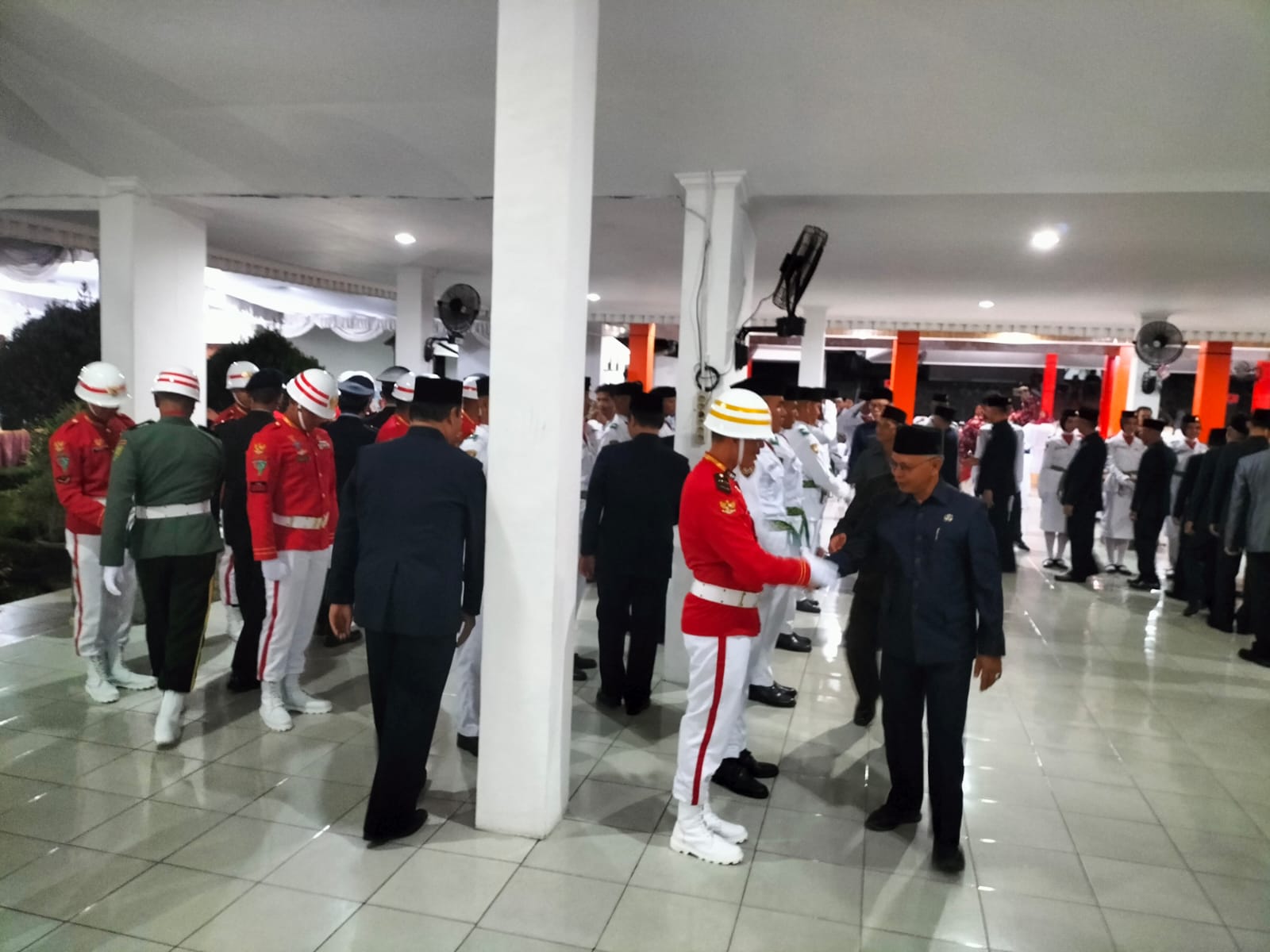 Pjs Danramil 01/Sungailiat Hadiri Pengukuhan Paskibraka Kabupaten Bangka