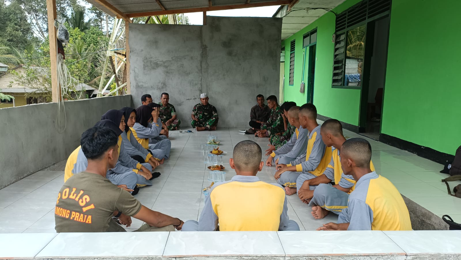 Danramil 431-03/Kelapa Ikuti Doa Bersama Anggota Paskibraka dalam Rangka Memperingati Hari HUT RI ke-78