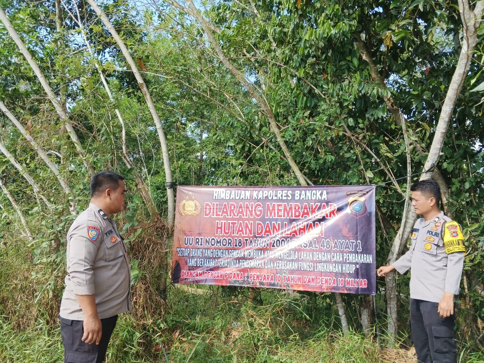 Mengantisipasi Terjadinya Kebakaran Hutan , Polsek Belinyu Beri Himbauan Kepada Masyarakat