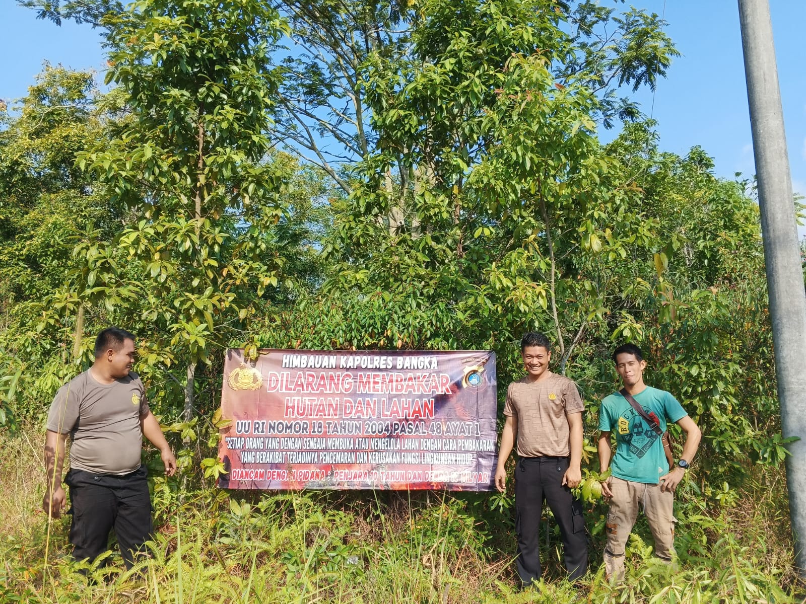 Mengantisipasi Terjadinya Kebakaran Hutan , Polsek Belinyu Beri Himbauan Kepada Masyarakat