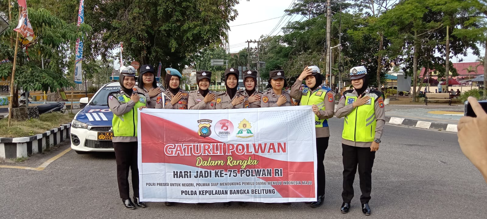 Aksi Simpatik yang Dilaksanakan oleh Polwan Polres Bangka Tengah Bagian dari Rangkaian HUT Polwan ke 75