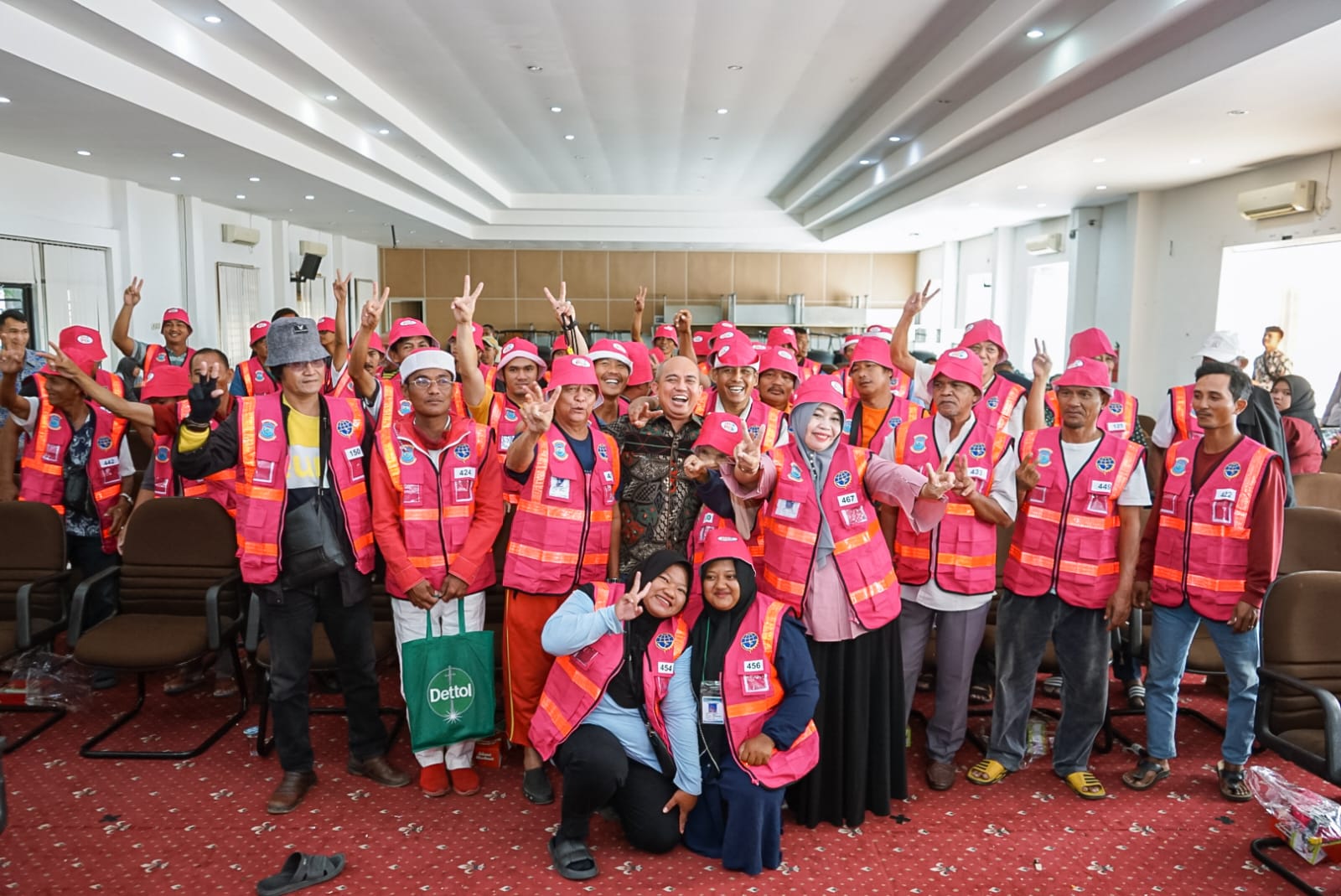 372 Jukir di Pangkalpinang Dapat Atribut Warna Pink, Molen Minta Tetap Jaga Kekompakan