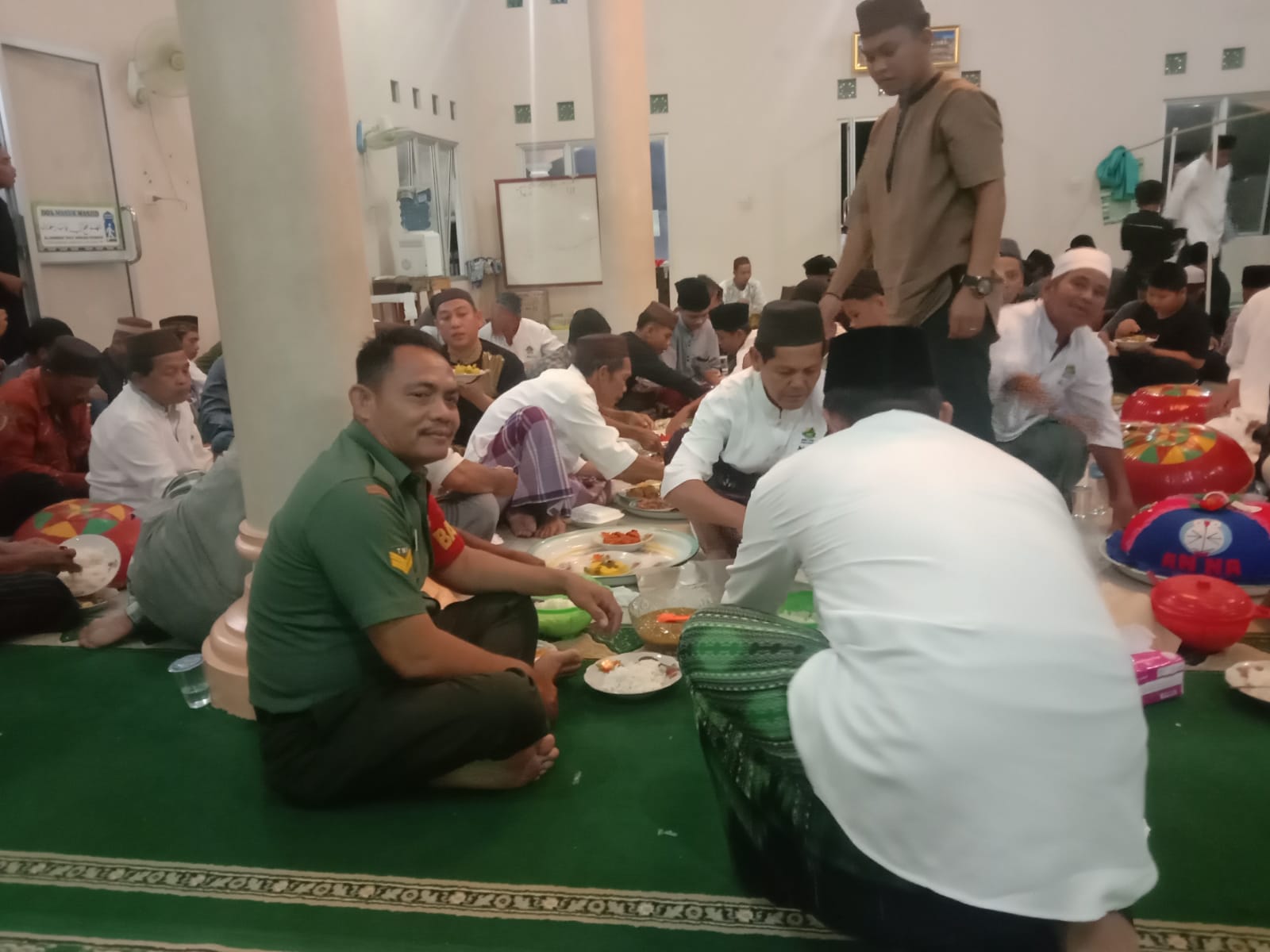 Tingkatkan Ketaqwaan dan Berikan Rasa Aman, Babinsa Koramil 413-08/Sungai Selan Hadiri Safari Dakwah di Desa Binaan