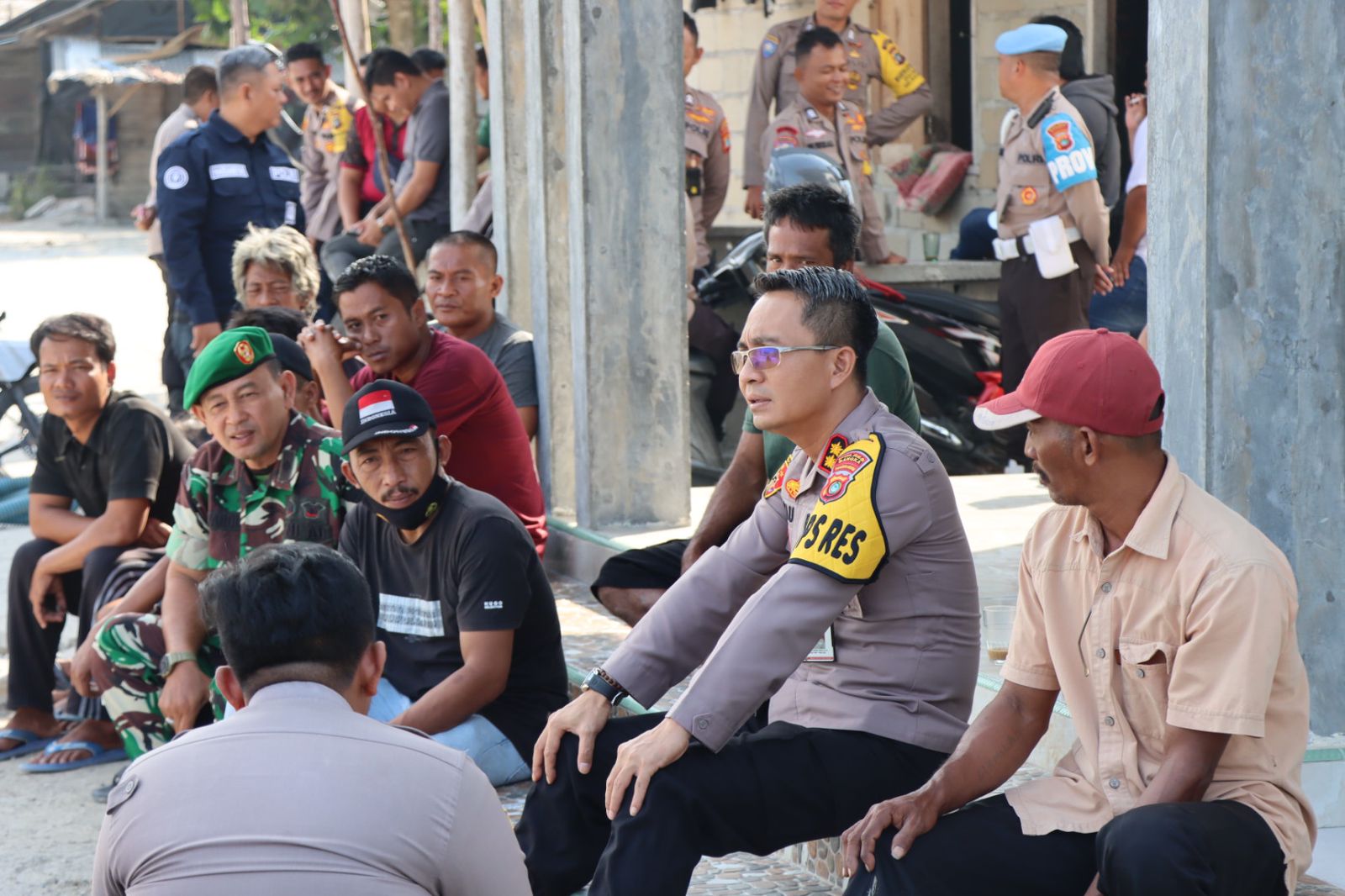 Kegiatan Jumat Curhat Polres Bangka Dilaksanakan di Salah Satu Rumah Warga di Mapur